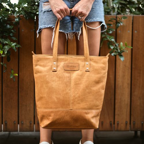 Maribu Leather Stephanie Shopper Tote in Tan