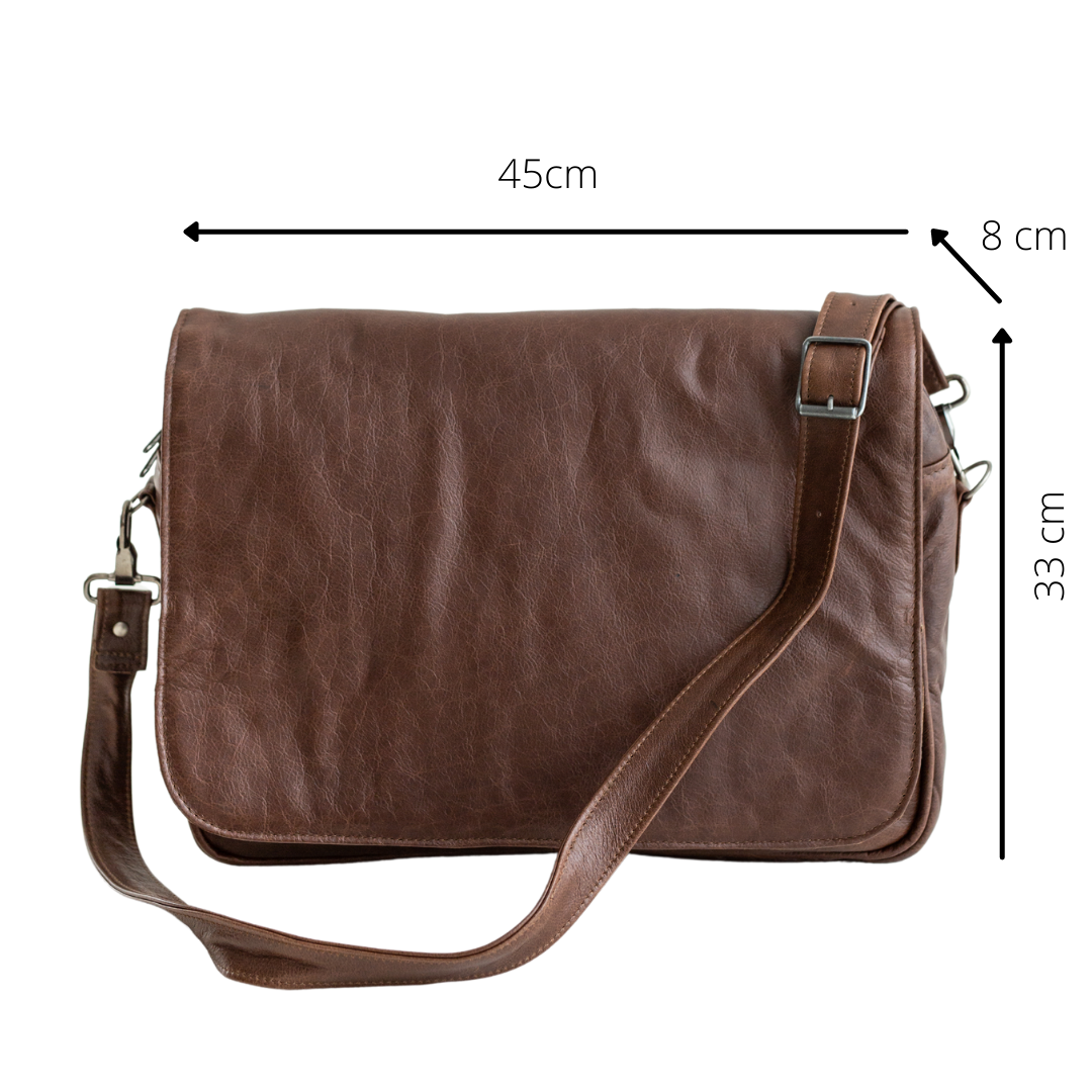 Maribu Leather Laptop Messenger Bag in Walnut