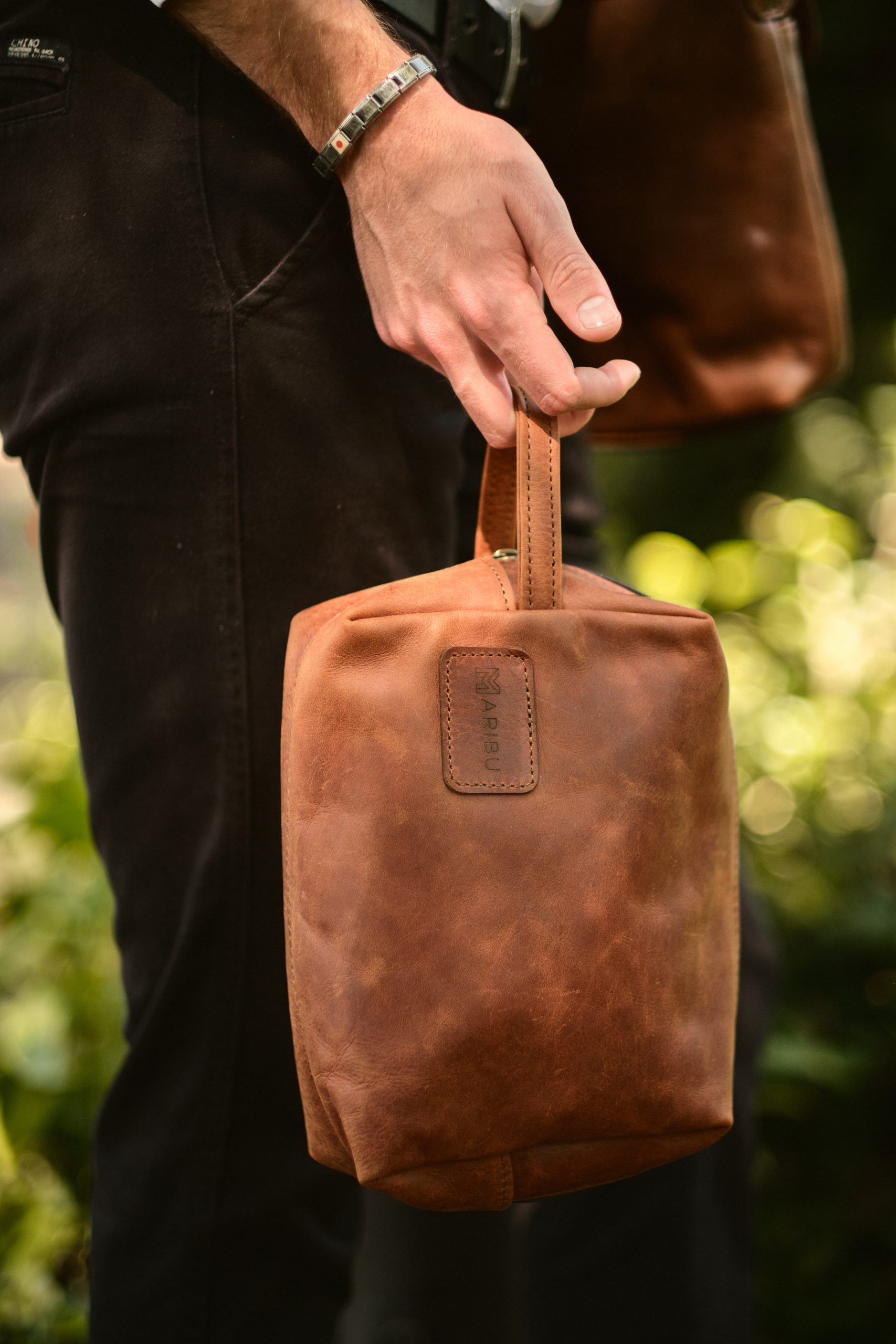 Maribu Leather Toiletry Bag