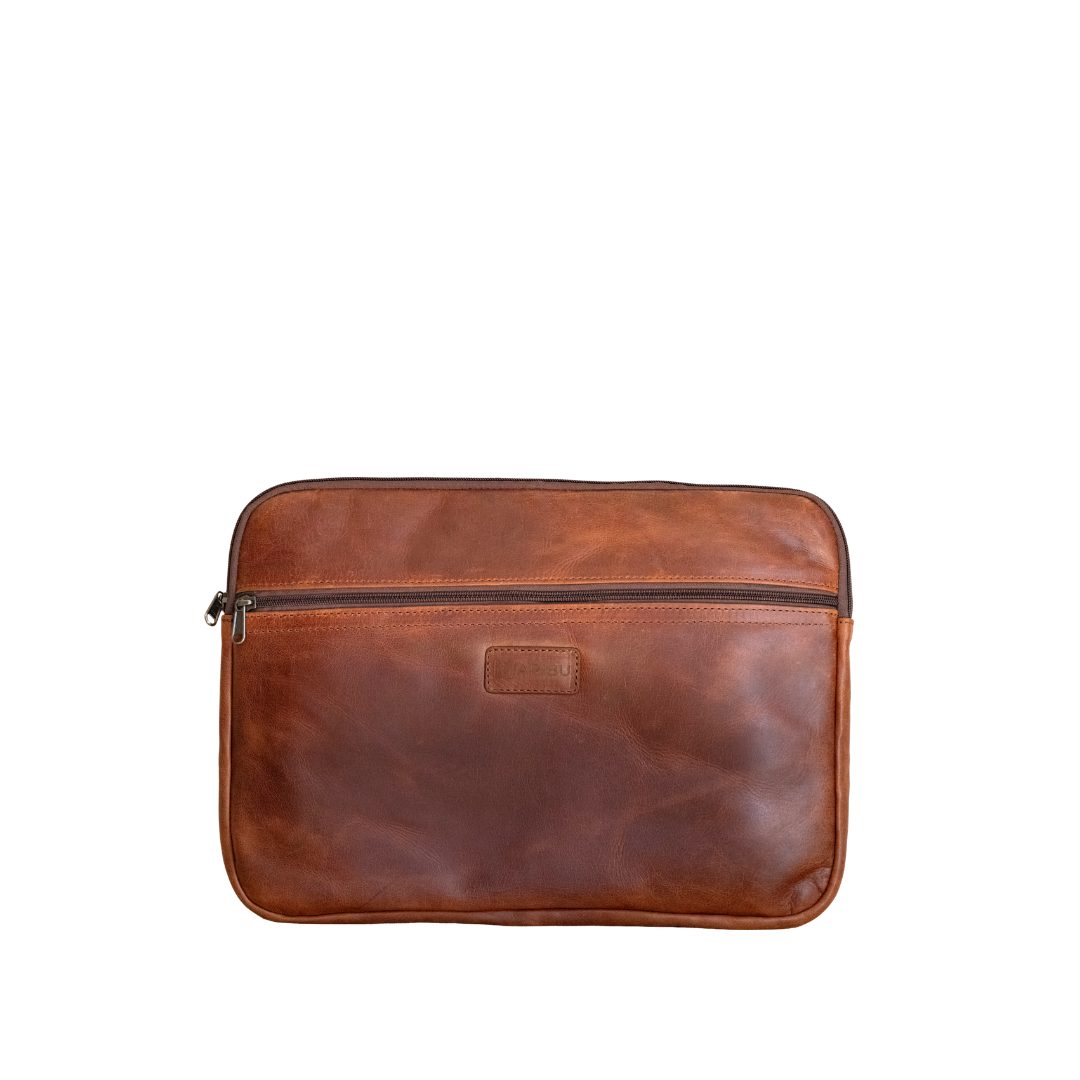 Maribu Leather 16" Laptop Sleeve in Pecan